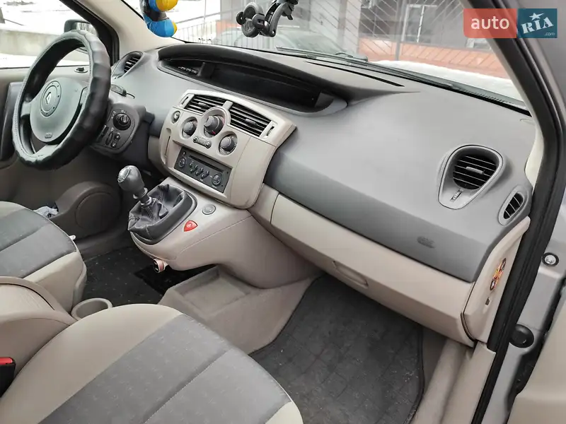 2005 renault megane scenic