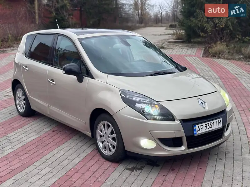 2011 renault megane scenic