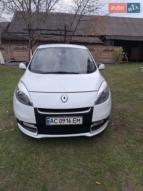 2012 renault megane scenic