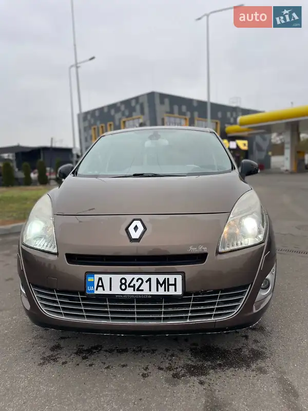 2011 renault megane-scenic