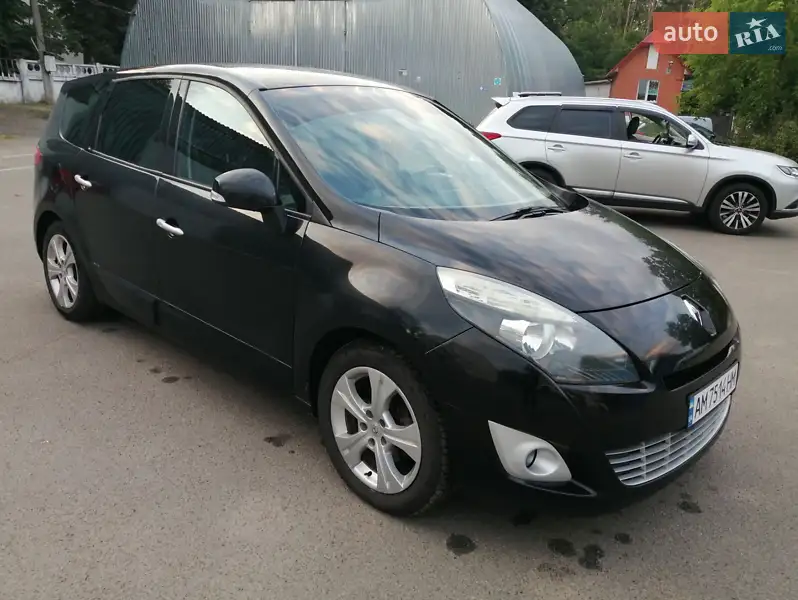 2011 renault megane-scenic