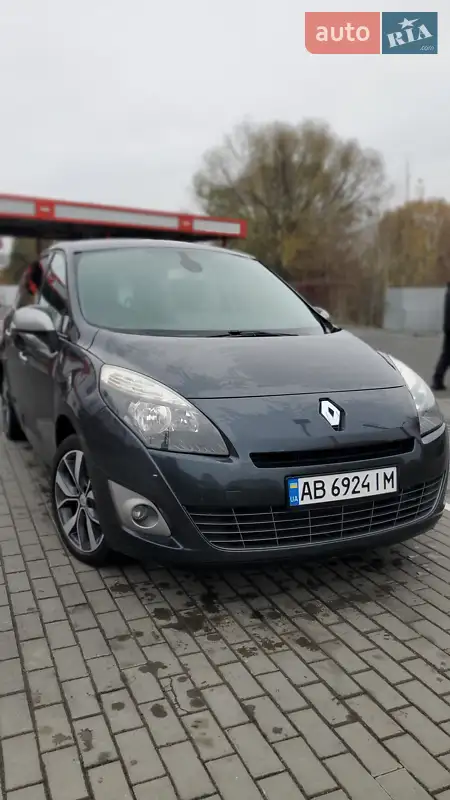 2011 renault megane scenic