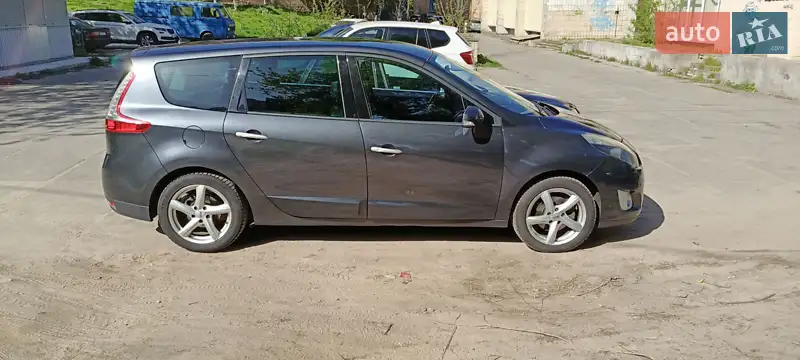 2011 renault megane
