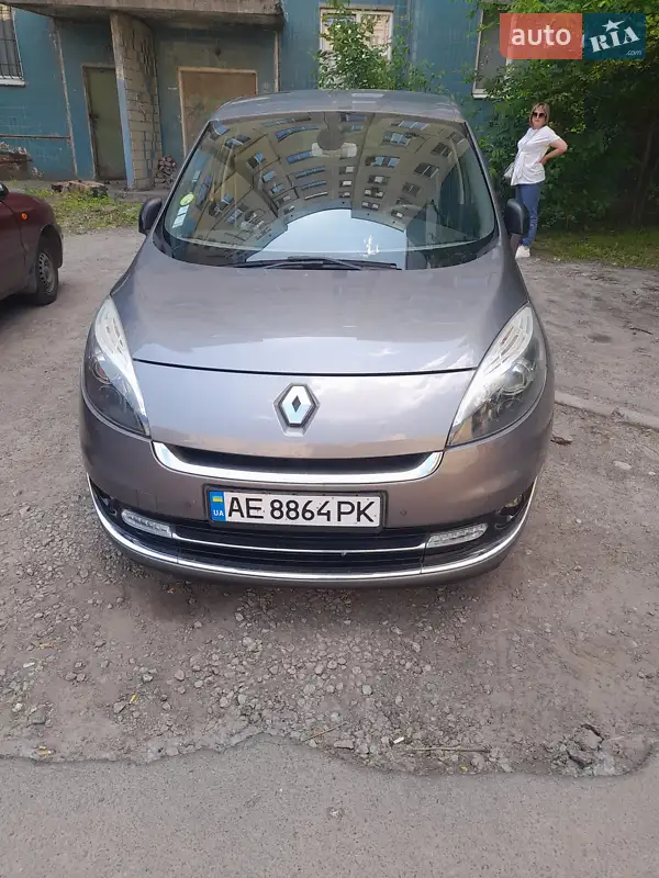 2012 renault megane