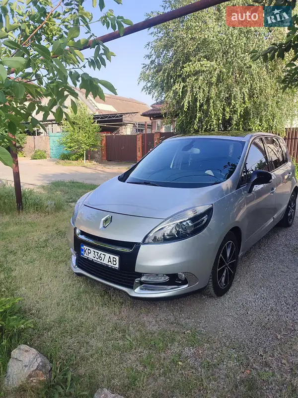 2012 renault megane-scenic