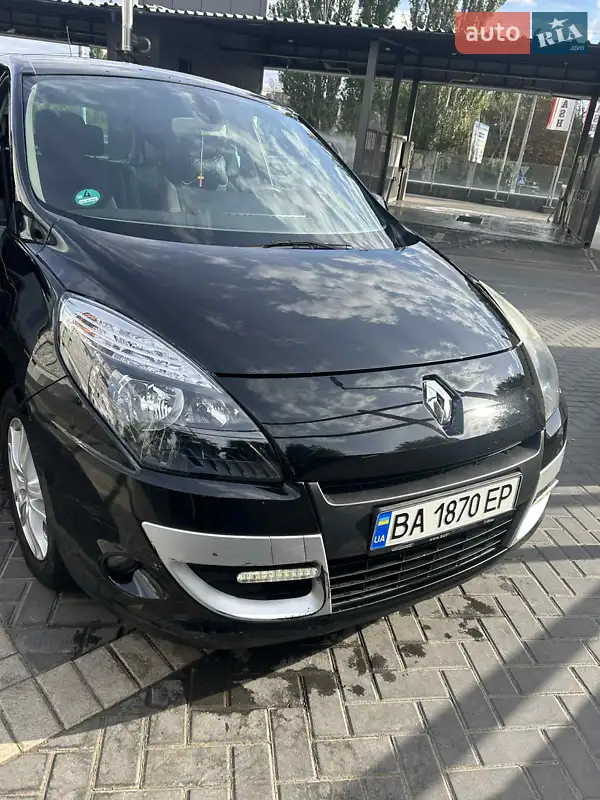 2010 renault megane scenic
