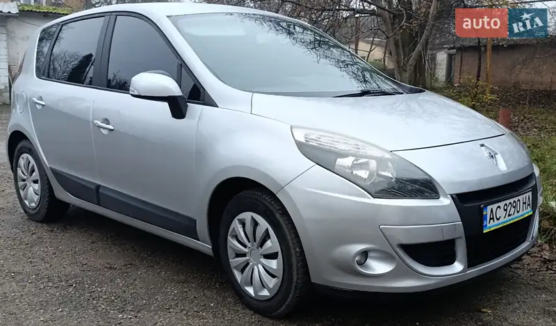 2011 renault megane scenic