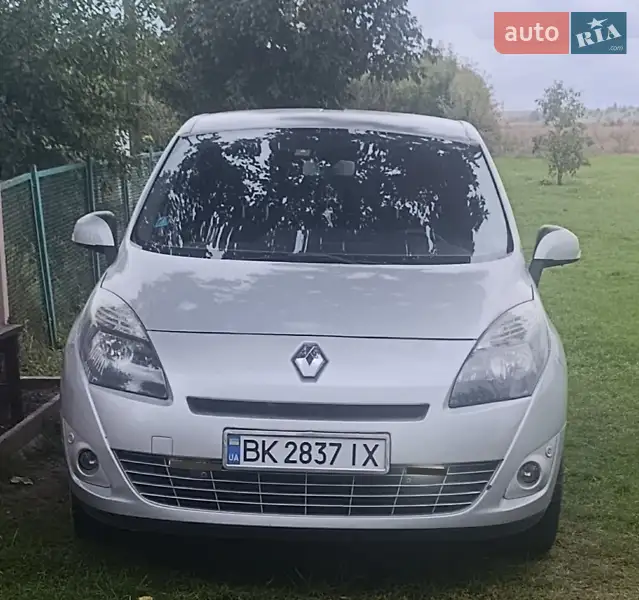 2010 renault scenic