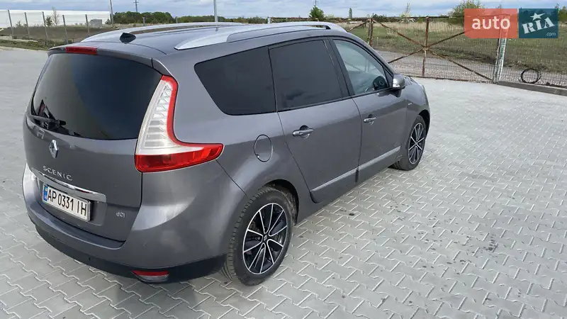 2013 renault megane-scenic