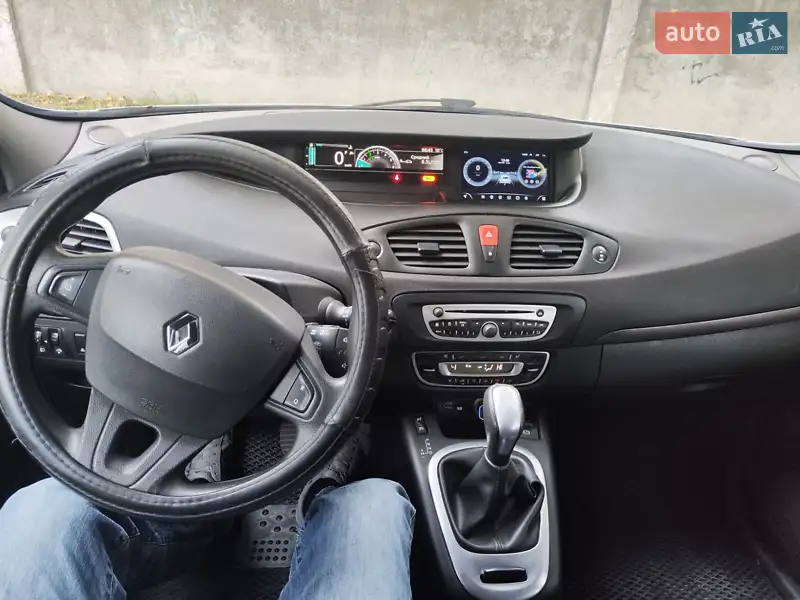 2010 renault megane scenic