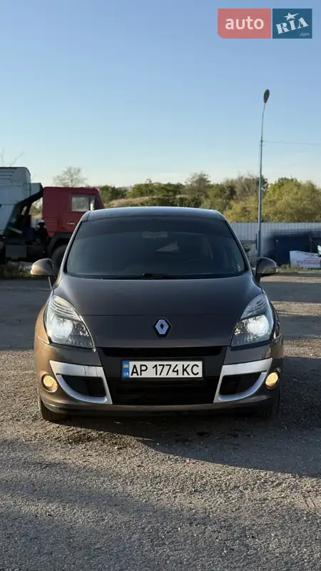 2010 renault scenic