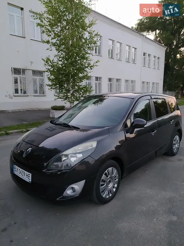 2010 renault megane scenic