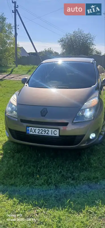2010 renault scenic