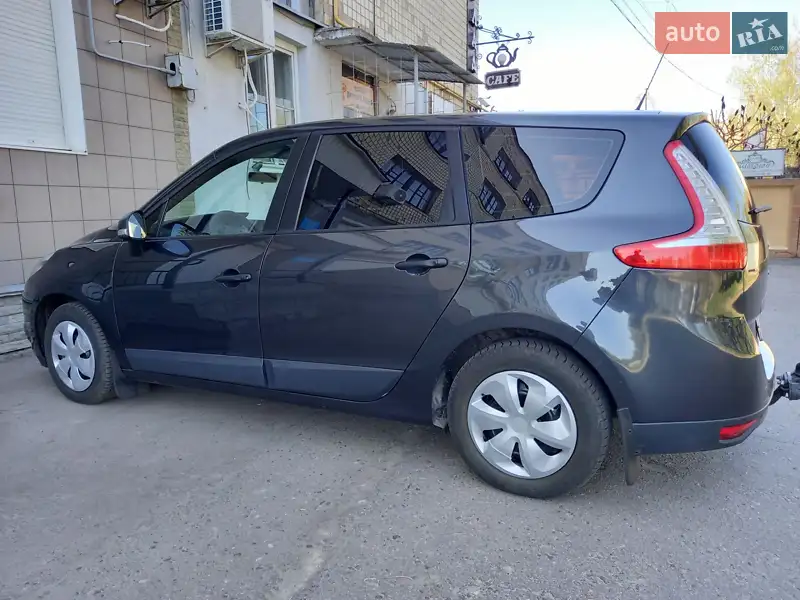 2009 renault megane scenic
