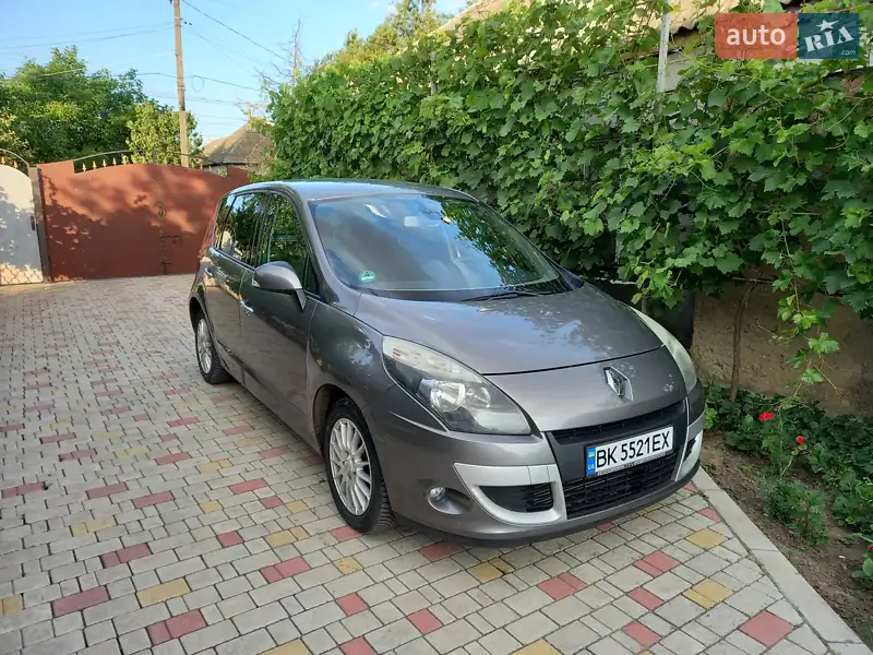 2009 renault scenic