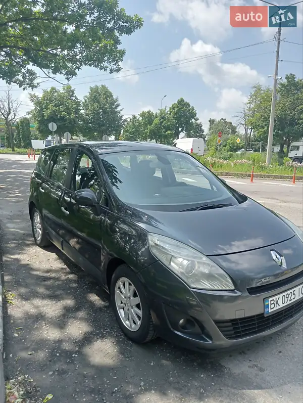 2009 renault grand scenic