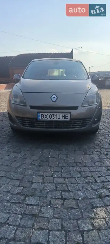2010 renault scenic