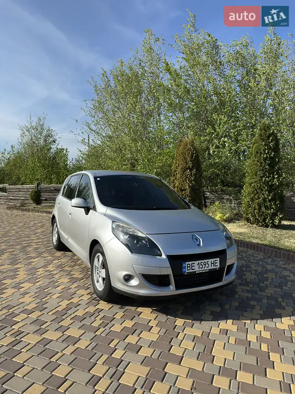 2009 renault megane scenic