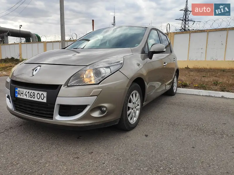 2010 renault megane scenic