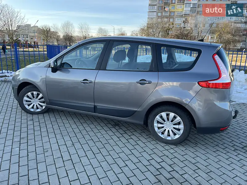 2010 renault megane scenic
