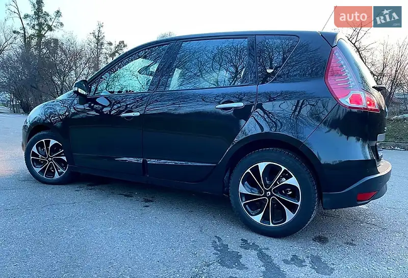 2010 renault megane scenic