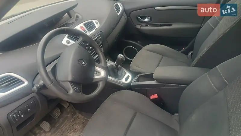 2009 renault megane scenic