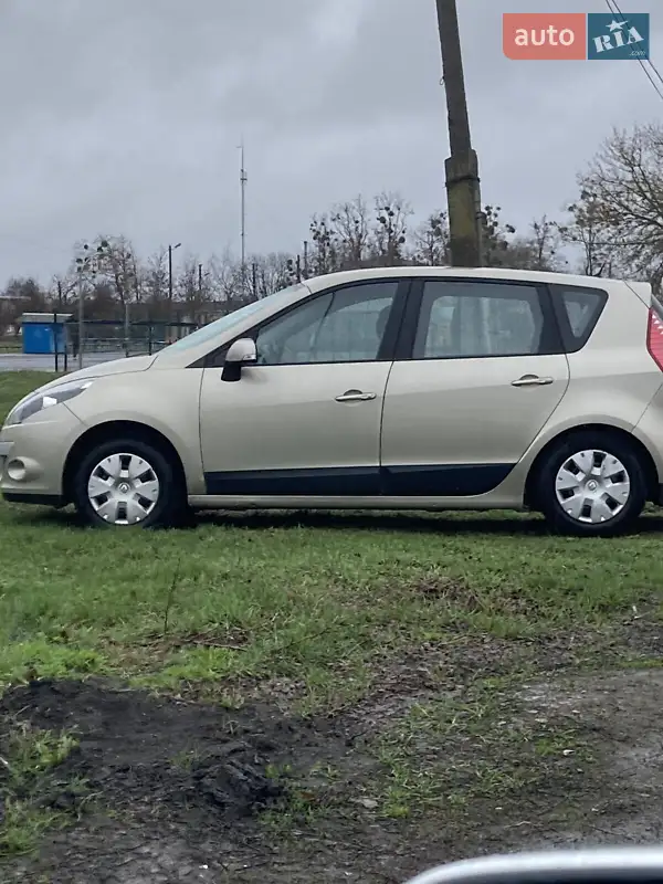 2009 renault scenic