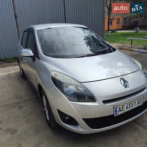 2009 renault megane scenic