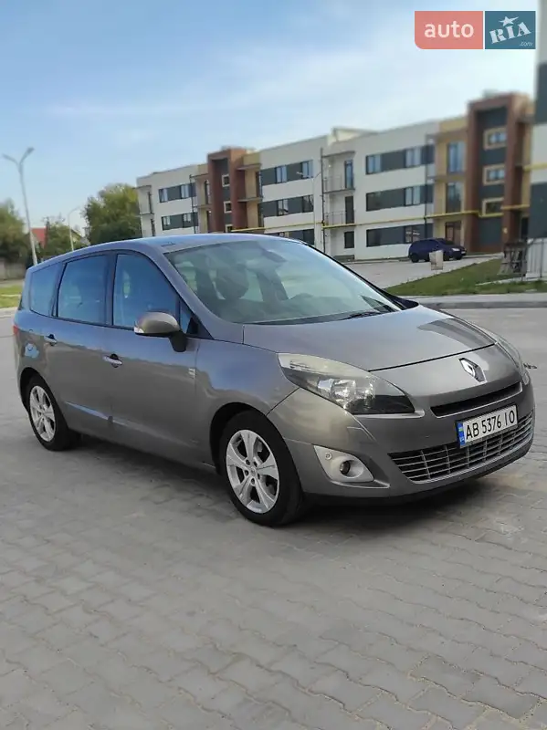 2010 renault grand scenic