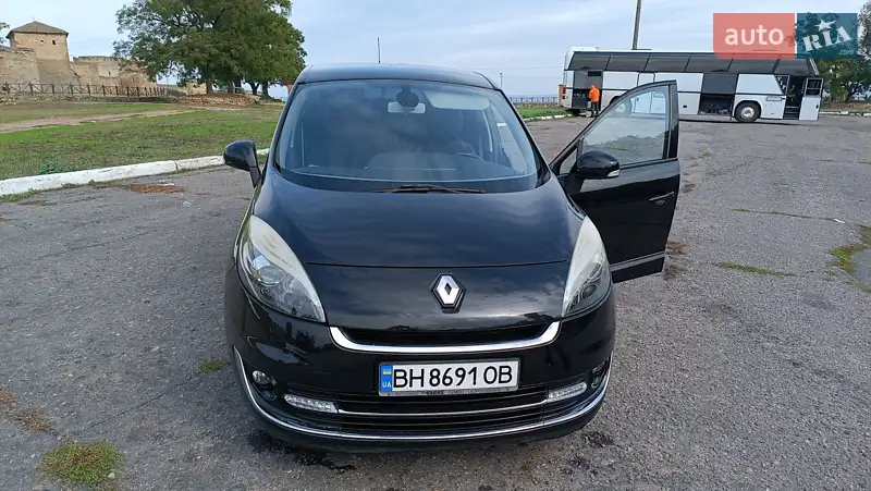 2012 renault scenic