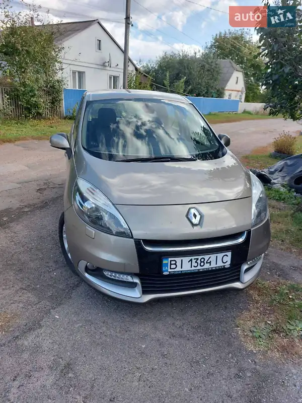 2012 renault scenic