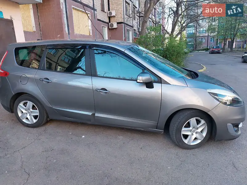 2012 renault megane-scenic