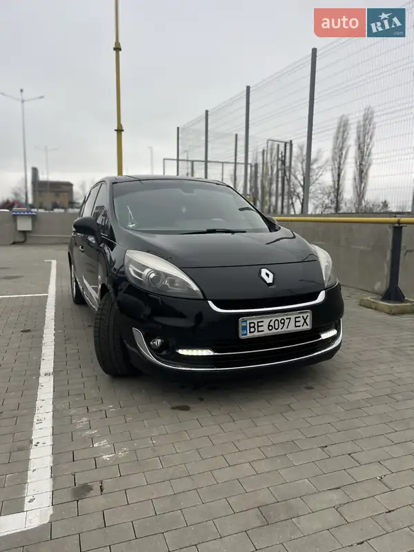 2012 renault megane scenic