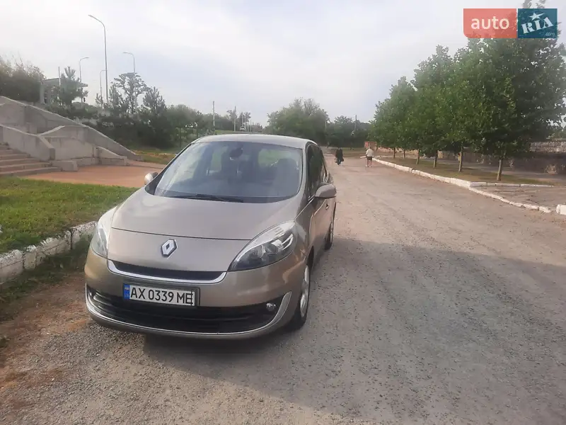 2012 renault megane scenic