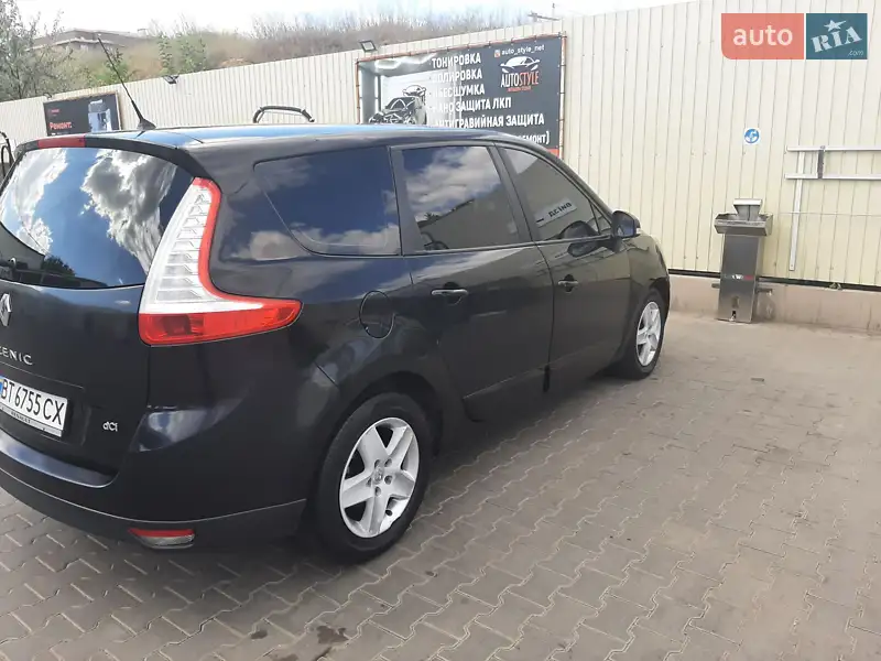 2012 renault megane scenic