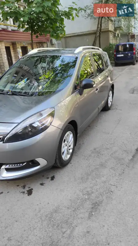 2014 renault megane scenic