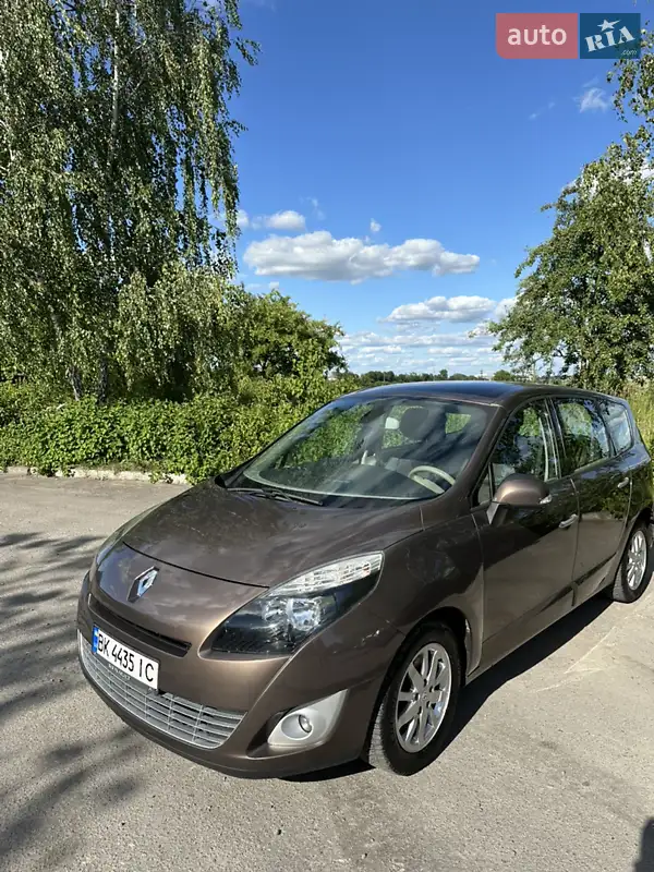 2009 renault megane scenic