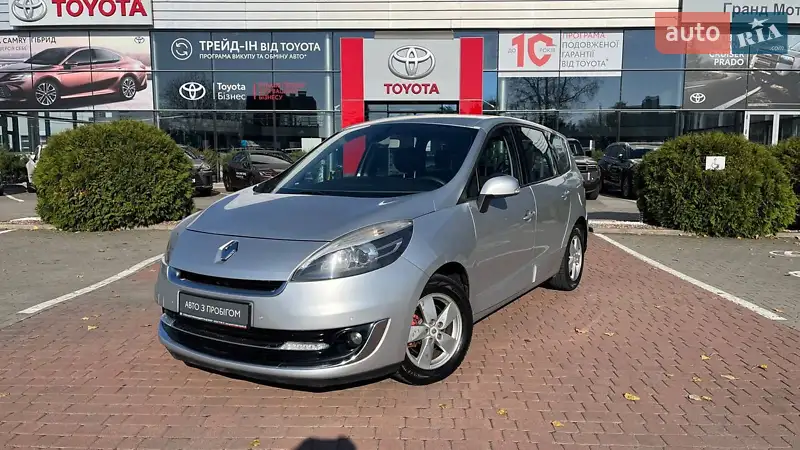 2011 renault grand scenic