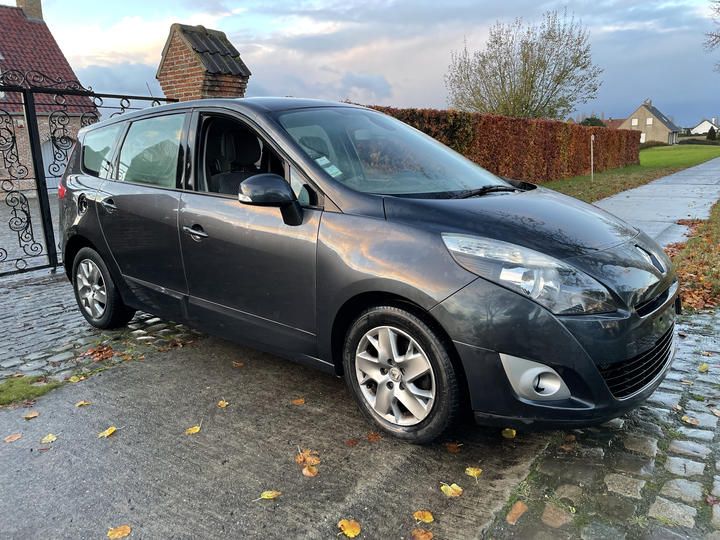2011 renault megane scenic