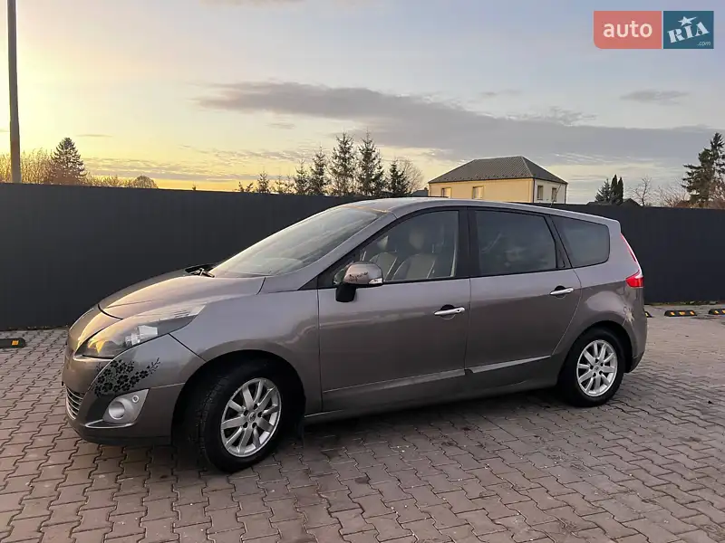 2010 renault megane scenic