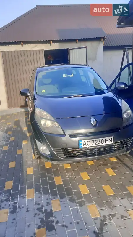 2010 renault grand scenic