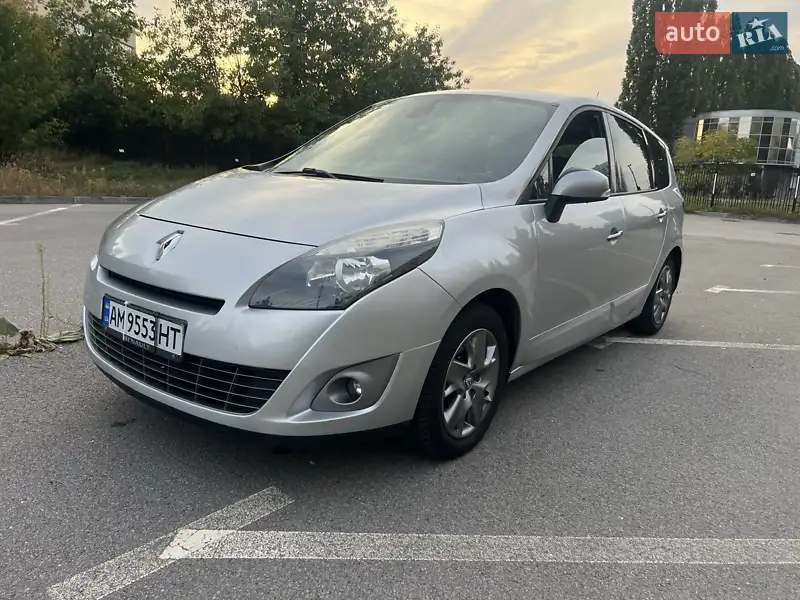 2011 renault megane scenic