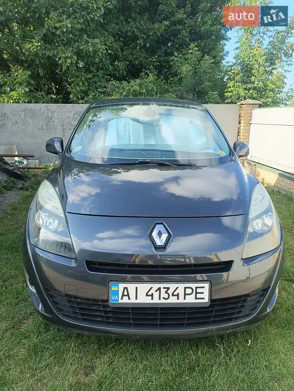 2011 renault megane scenic