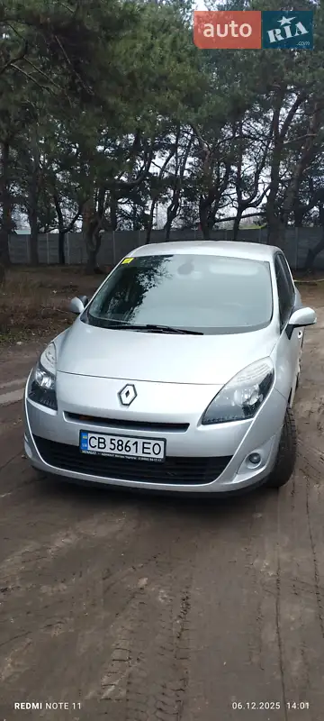 2011 renault grand scenic