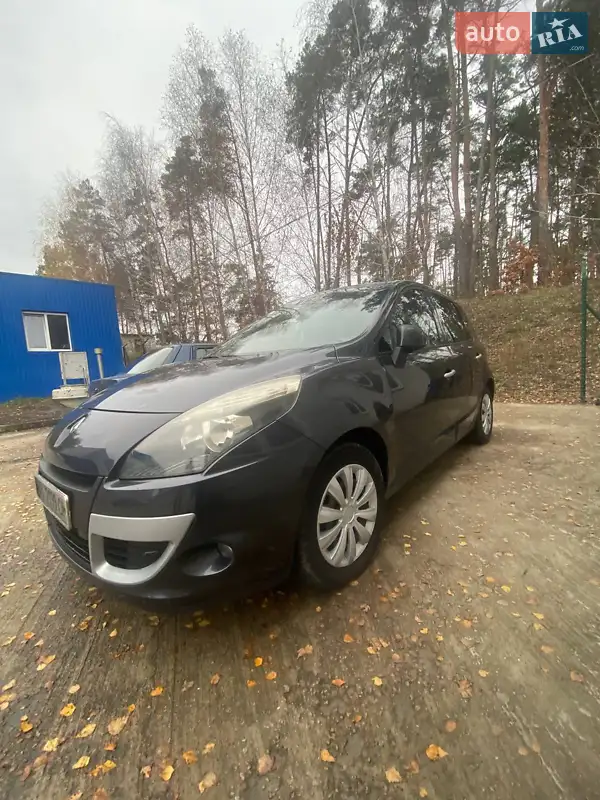 2010 renault scenic