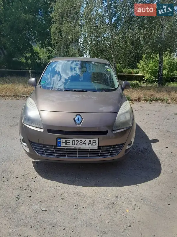 2010 renault megane scenic