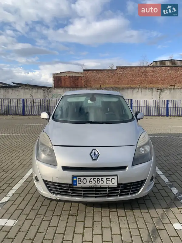 2010 renault megane scenic