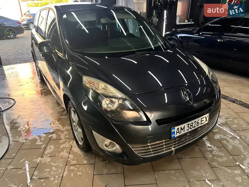 2010 renault megane-scenic
