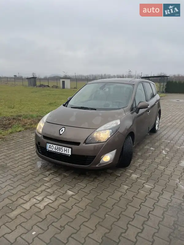 2010 renault megane