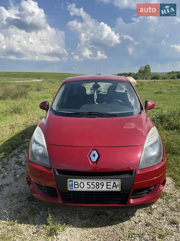 2010 renault megane scenic